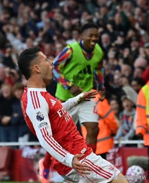 利物浦未与阿诺德进行续约谈判 皇马密切关注情况 利物浦未与阿诺德进行续约谈判 皇马密切关注情况